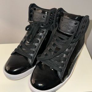 listing-status-banner